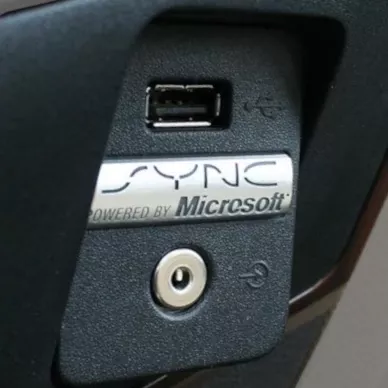 How to update SYNC radio on 2015-2020 Ford F150,F250,F350 using a USB Drive